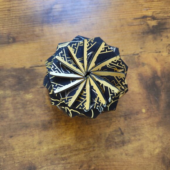 Viori Pīkake Jasmine Shampoo Bar - Picture 3 of 5